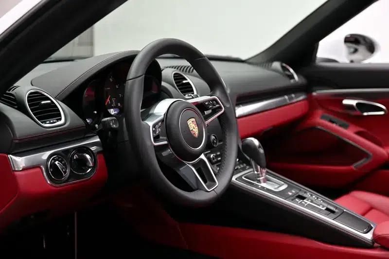 2023 Porsche 718 Boxster 2.0T — миниатюра 14