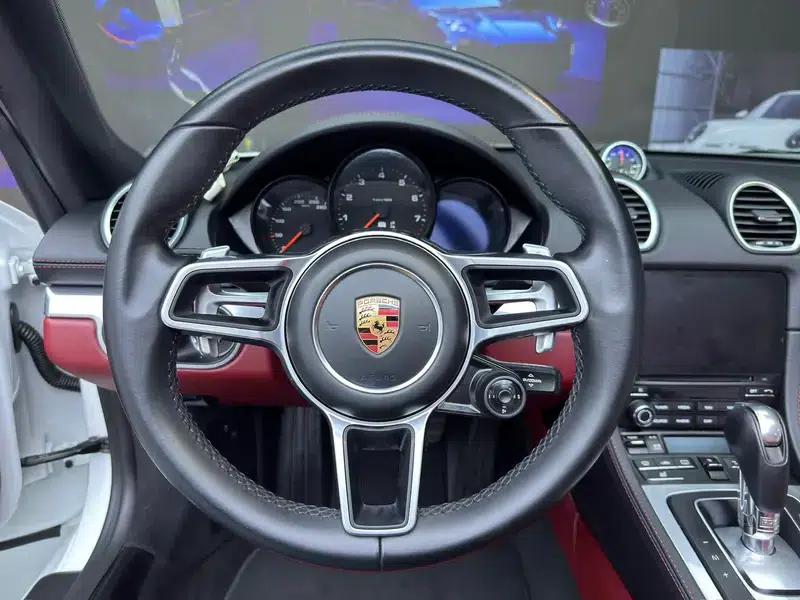 2018 Porsche 718 Boxster 2.0T — миниатюра 12