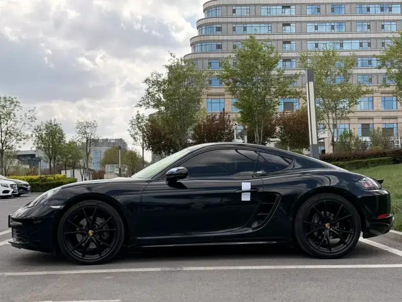 Porsche 718 Cayman 2018 2.0T — миниатюра 4