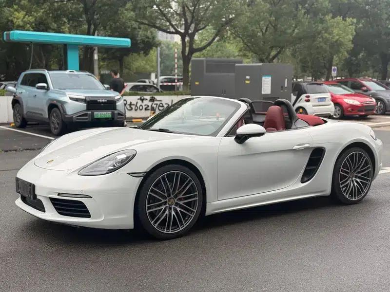 2016 Porsche 718 Boxster 2.0T — миниатюра 1