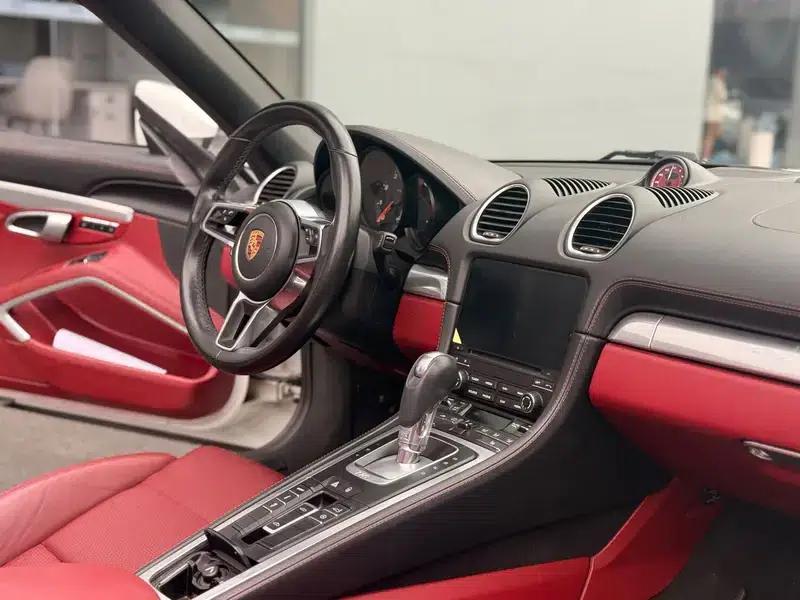 2016 Porsche 718 Boxster 2.0T — миниатюра 13