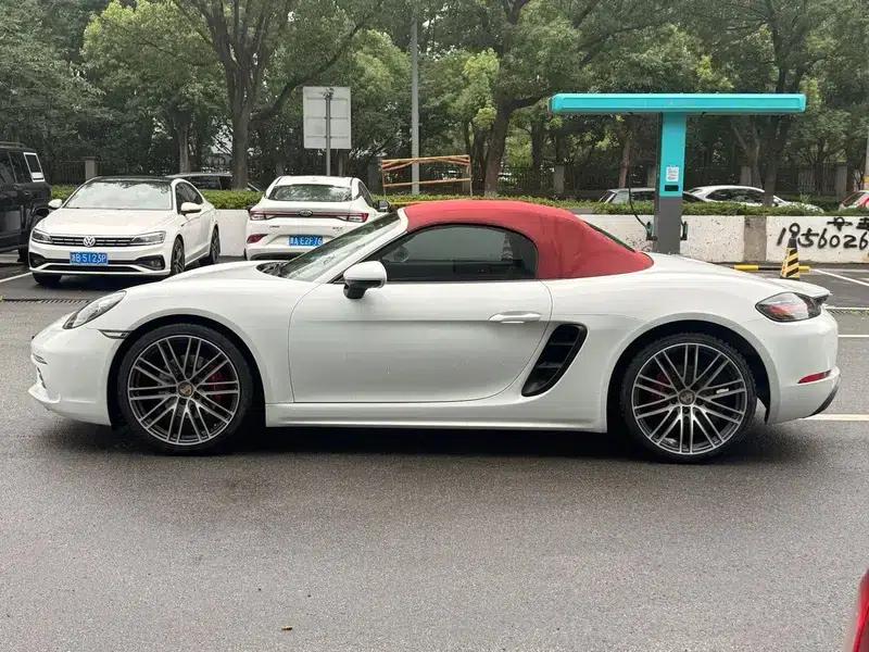 2016 Porsche 718 Boxster 2.0T — миниатюра 4