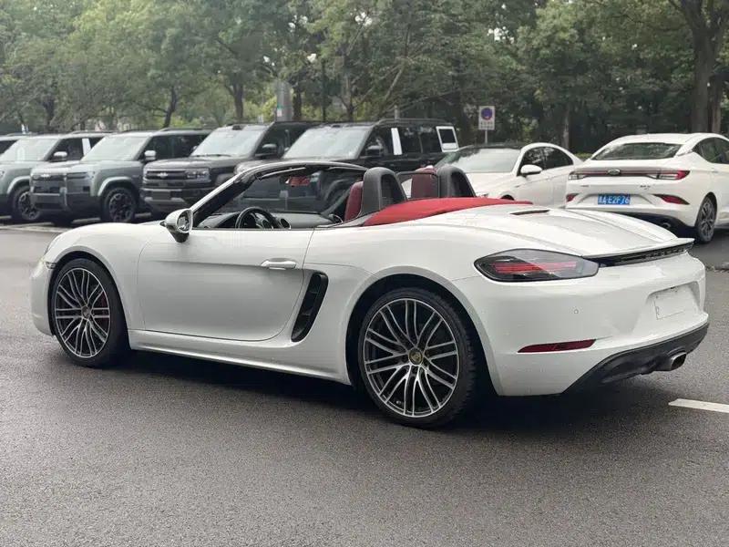 2016 Porsche 718 Boxster 2.0T — миниатюра 8