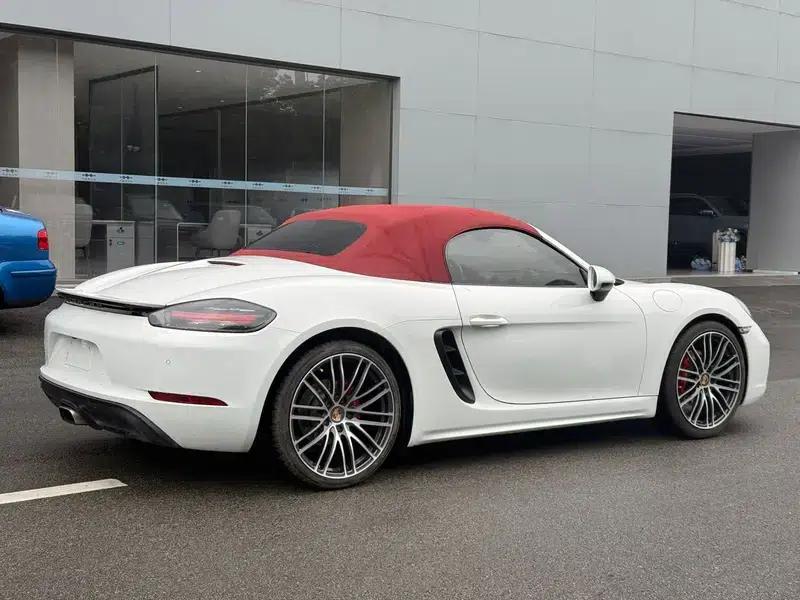 2016 Porsche 718 Boxster 2.0T — миниатюра 9