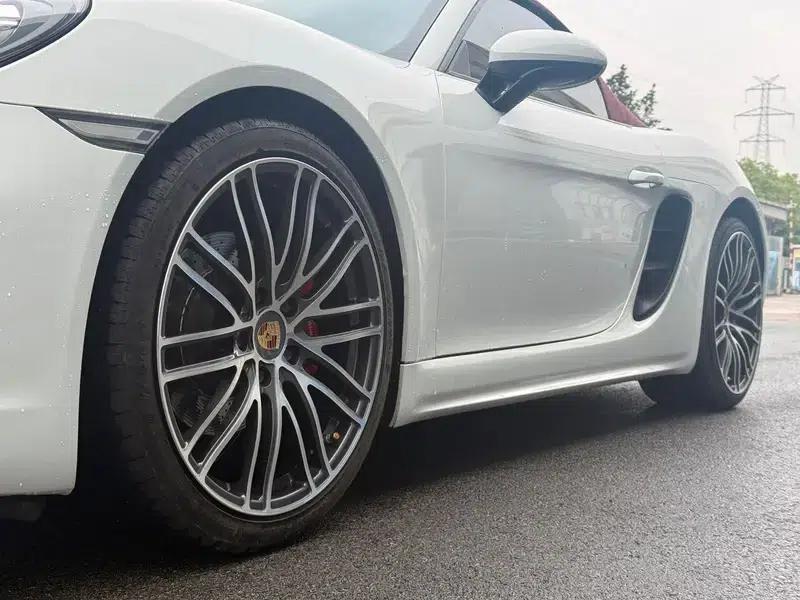 2016 Porsche 718 Boxster 2.0T — миниатюра 10