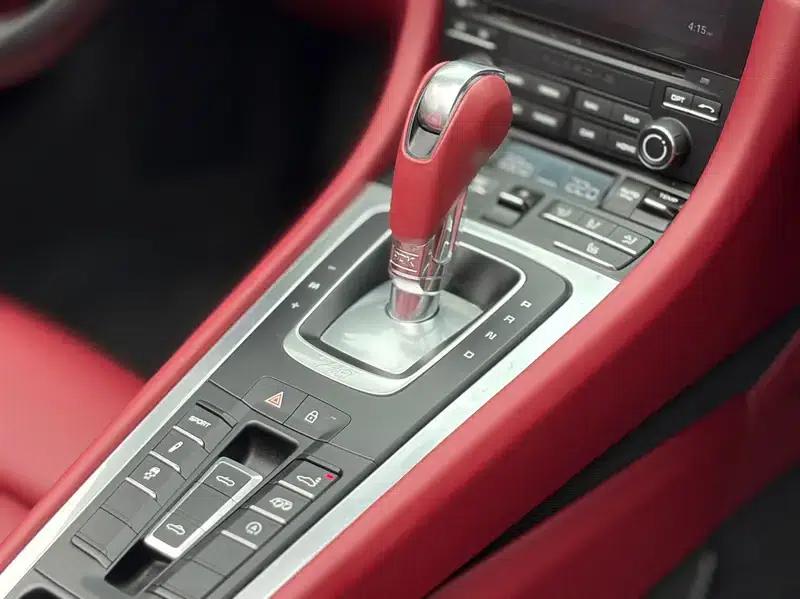 2021 Porsche 718 2.0T Automatic Rear-Wheel Drive 2-Seater Factory Custom Edition — миниатюра 12