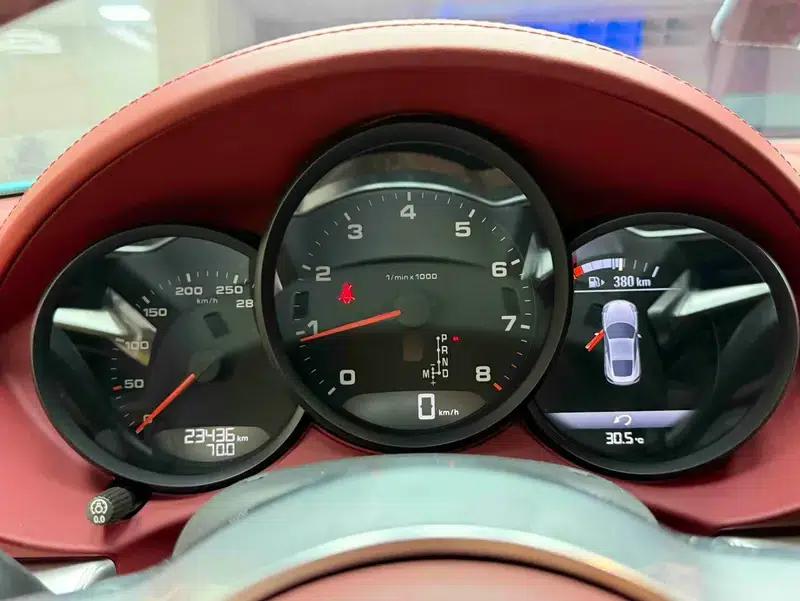 Porsche 718 Cayman 2020 2.0T — миниатюра 8