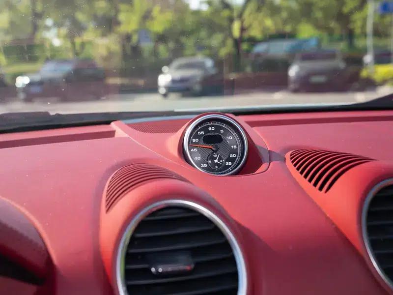 Porsche 718 Cayman 2023 2.0T — миниатюра 8