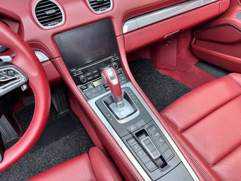 2018 Porsche 718 Boxster 2.0T — миниатюра 12