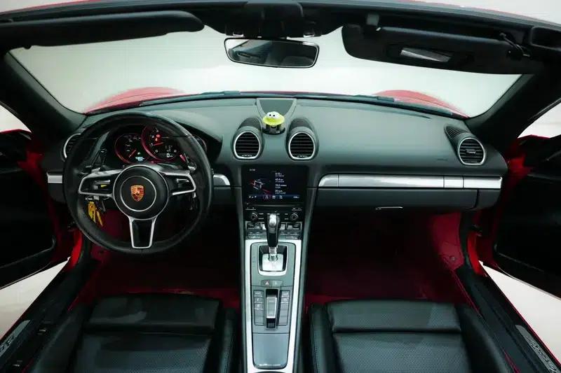 2016 Porsche 718 Boxster 2.0T — миниатюра 8