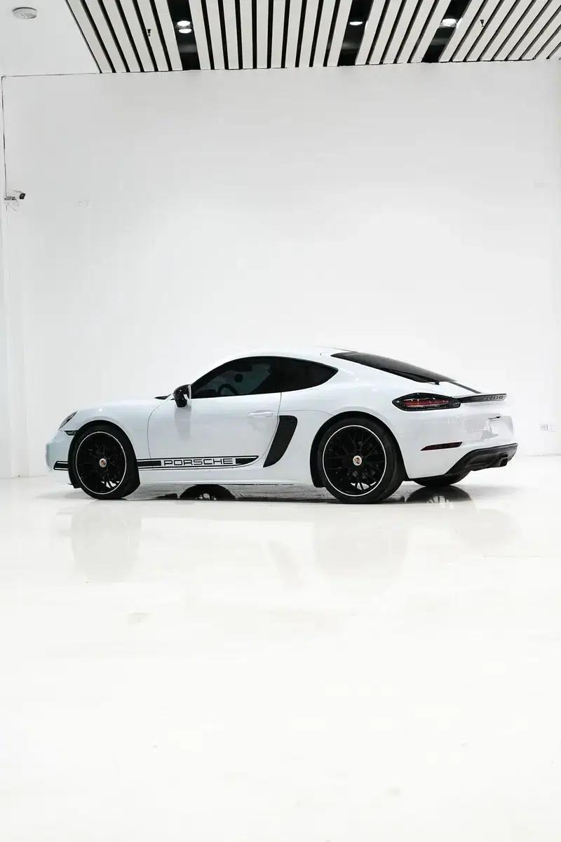 Porsche 718 Cayman 2016 2.0T — миниатюра 3
