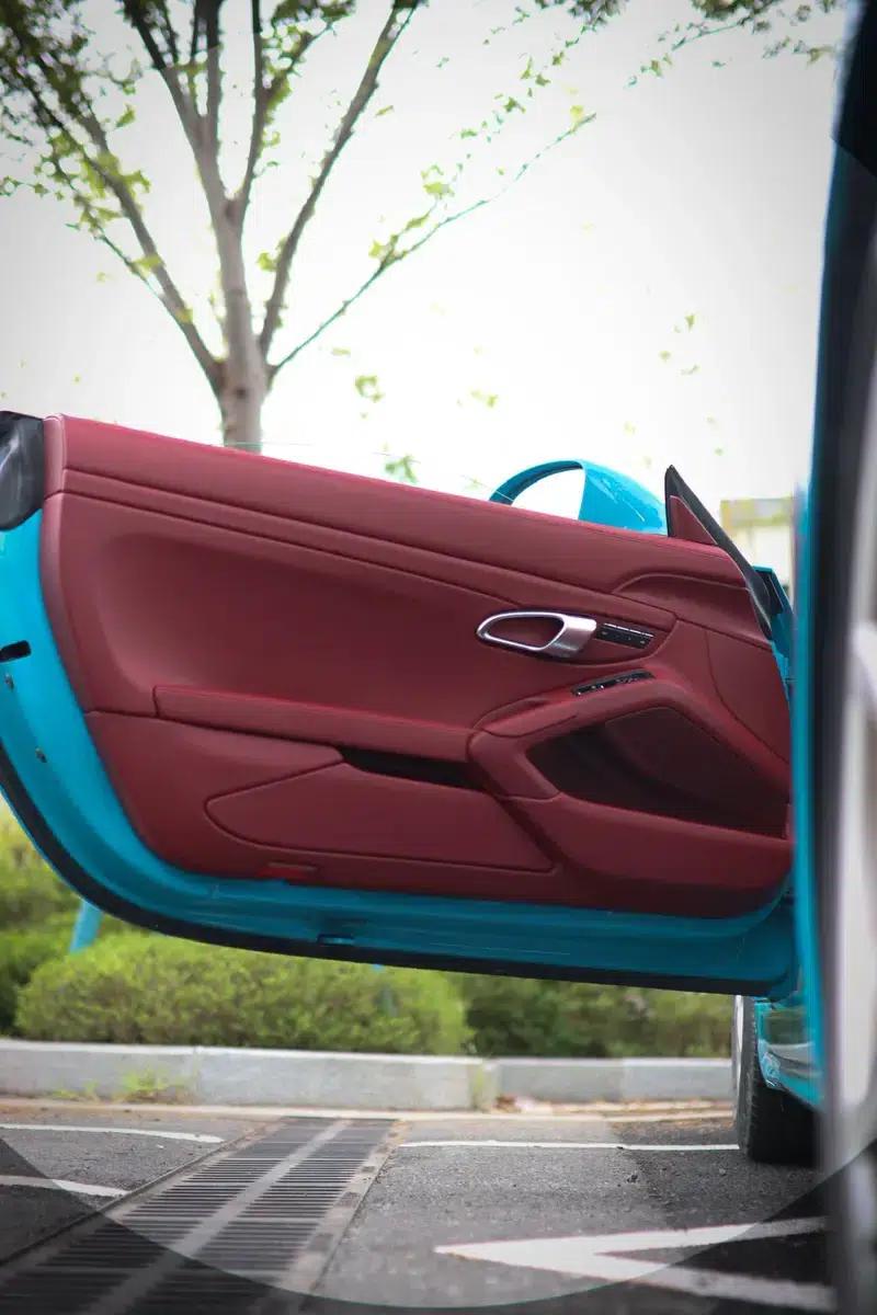 2020 Porsche 718 Boxster 2.0T — миниатюра 16