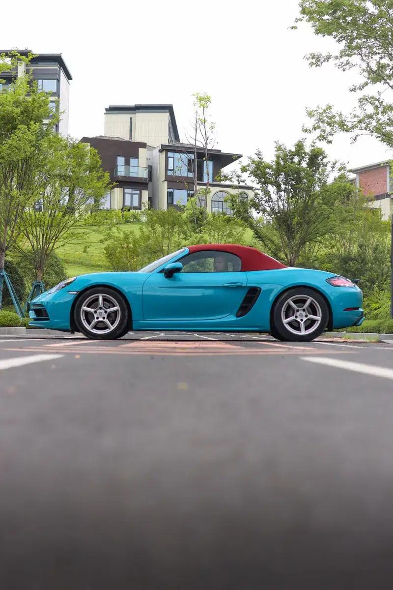 2020 Porsche 718 Boxster 2.0T — миниатюра 3