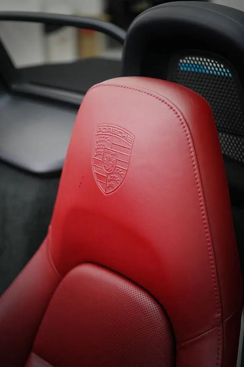 2018 Porsche 718 Boxster 2.0T — миниатюра 14