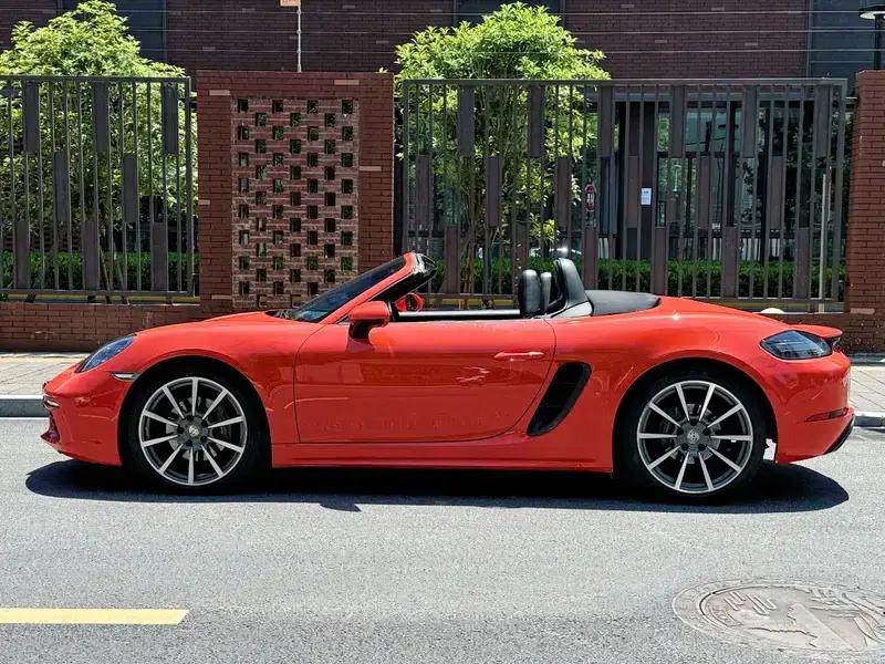 2018 Porsche 718 Boxster 2.0T — миниатюра 3