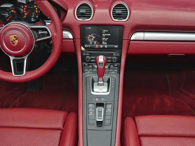 2016 Porsche 718 Boxster 2.0T — миниатюра 7