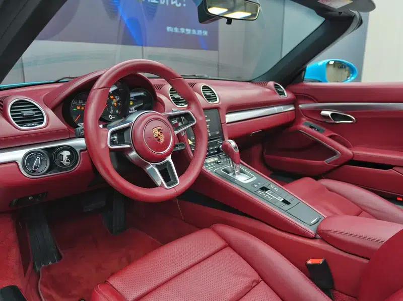 2016 Porsche 718 Boxster 2.0T — миниатюра 8