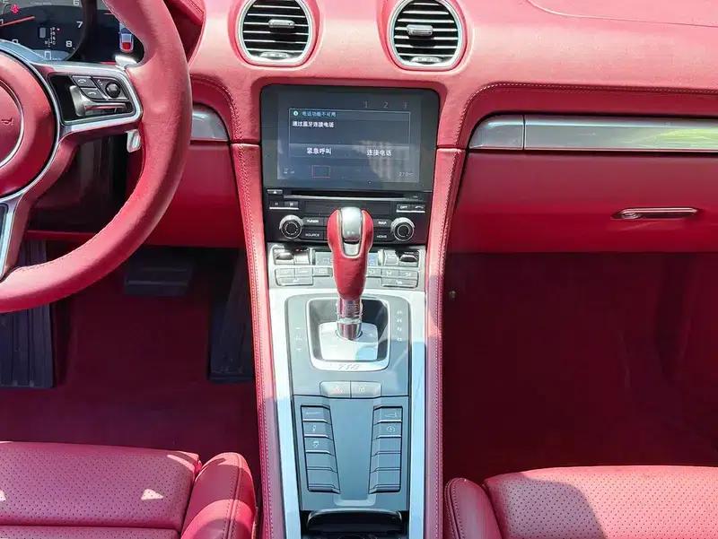 Porsche 718 Cayman 2018 2.0T — миниатюра 6
