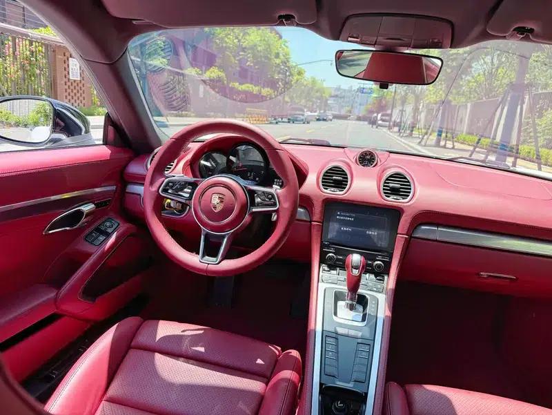 Porsche 718 Cayman 2018 2.0T — миниатюра 10