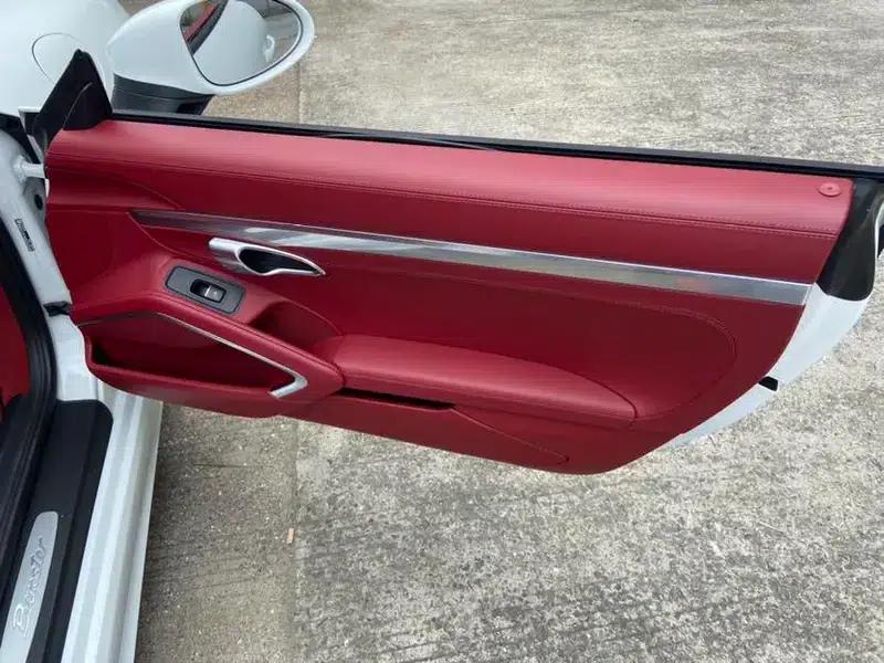 2020 Porsche 718 Boxster 2.0T — миниатюра 12