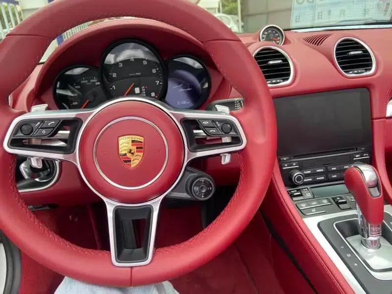 2020 Porsche 718 Boxster 2.0T — миниатюра 15