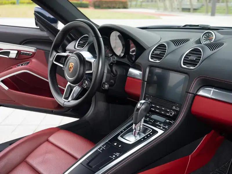 Porsche 718 2018 Cayman S 2.5T — миниатюра 11