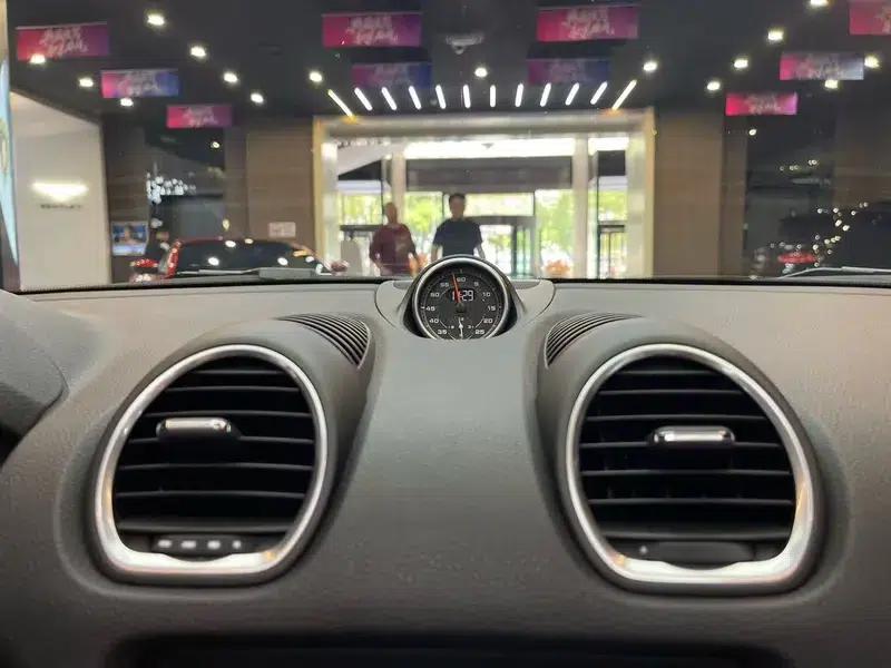 2019 Porsche 718 Boxster T — миниатюра 13