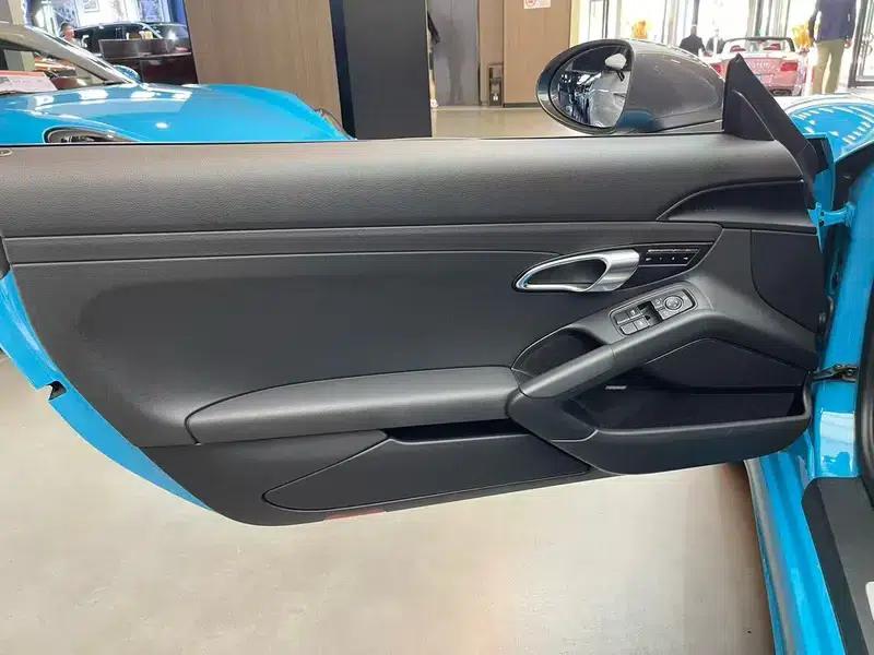 2019 Porsche 718 Boxster T — миниатюра 9