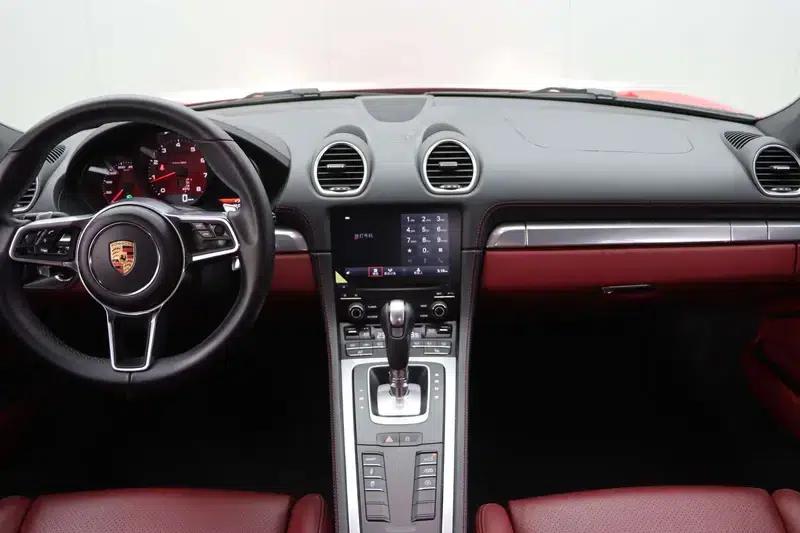Porsche 718 Cayman 2018 2.0T — миниатюра 18