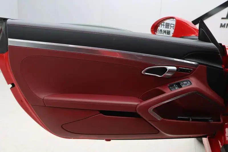 Porsche 718 Cayman 2018 2.0T — миниатюра 22