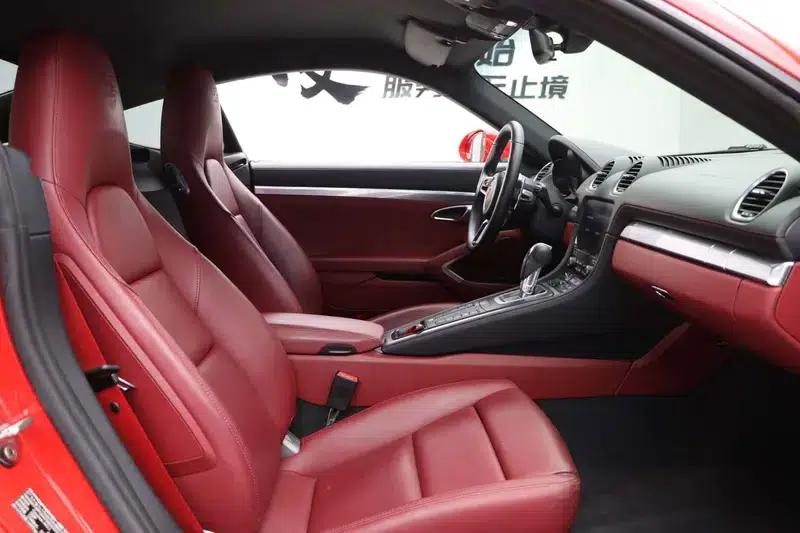 Porsche 718 Cayman 2018 2.0T — миниатюра 23