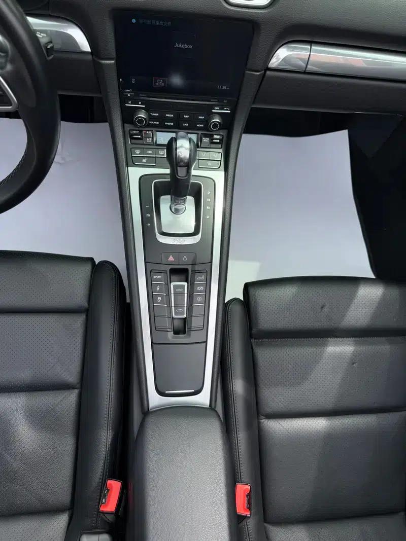 2020 Porsche 718 Boxster 2.0T — миниатюра 17