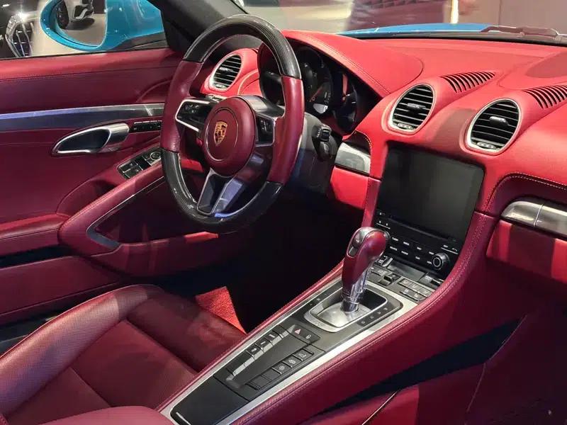 Porsche 718 Cayman 2018 2.0T — миниатюра 9
