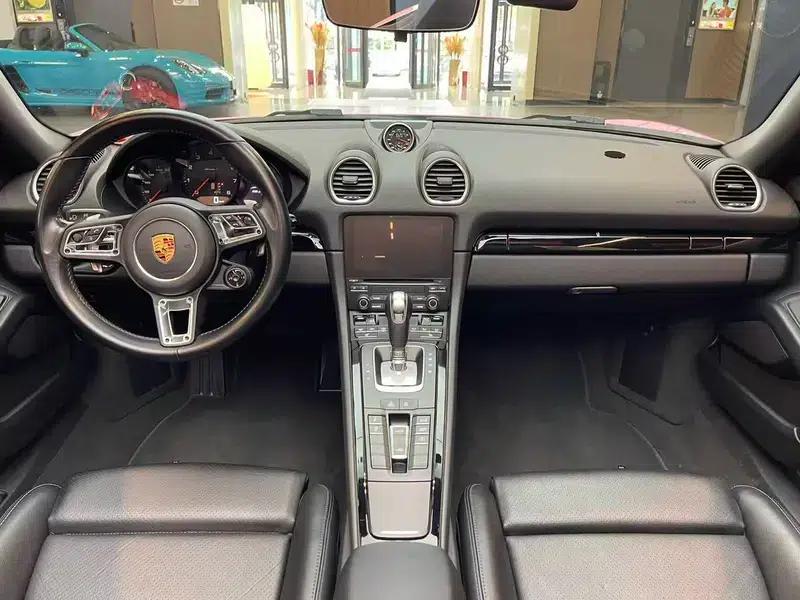 2019 Porsche 718 Boxster T — миниатюра 9