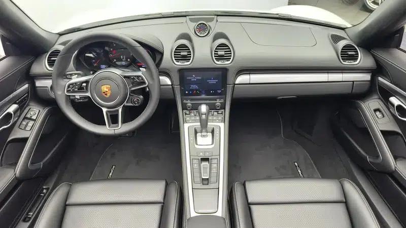 2025 Porsche 718 2.0T Automatic Rear-Wheel Drive 2-Seater Factory Custom Edition — миниатюра 12
