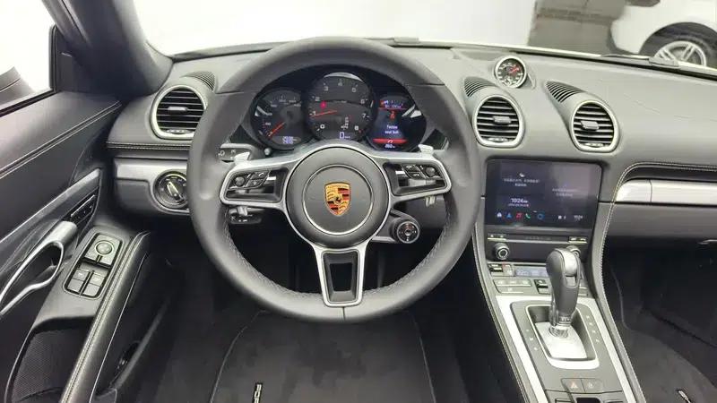 2025 Porsche 718 2.0T Automatic Rear-Wheel Drive 2-Seater Factory Custom Edition — миниатюра 13