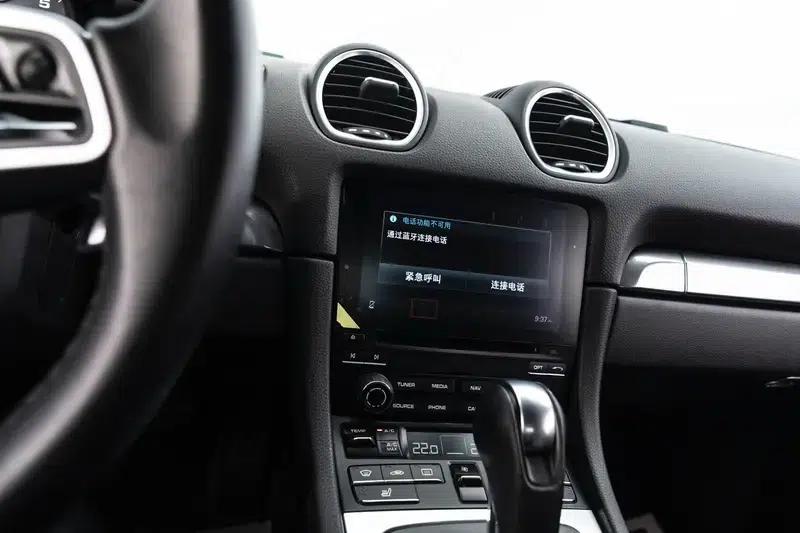 2018 Porsche 718 Boxster 2.0T — миниатюра 11