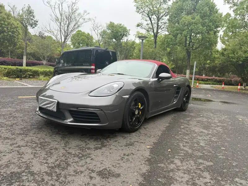2018 Porsche 718 Boxster 2.0T — миниатюра 1