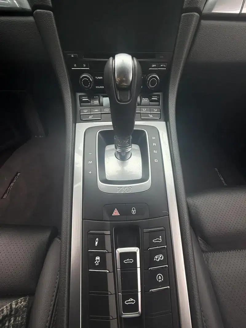 2018 Porsche 718 Boxster 2.0T — миниатюра 11