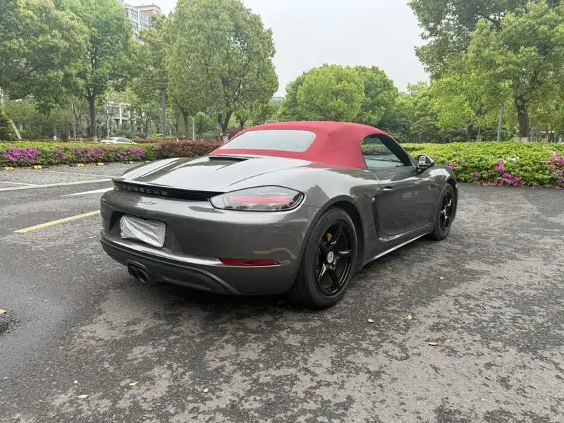2018 Porsche 718 Boxster 2.0T — миниатюра 5