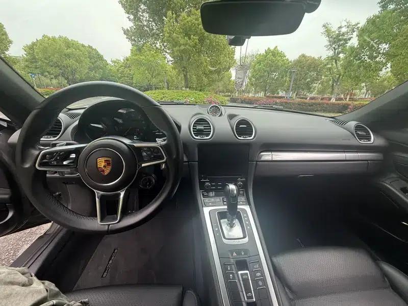 2018 Porsche 718 Boxster 2.0T — миниатюра 9