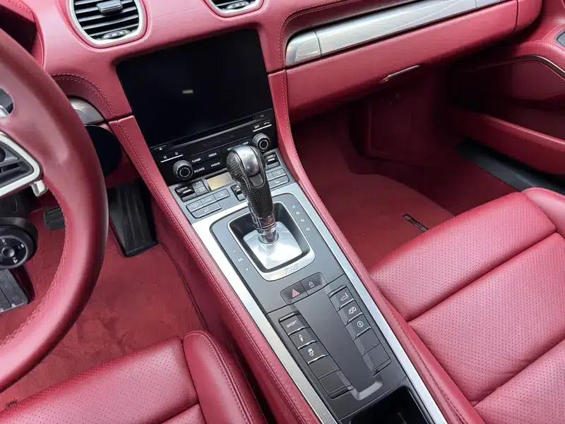 Porsche 718 Cayman 2020 2.0T — миниатюра 12