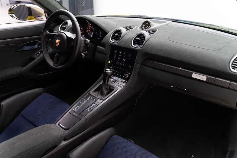 Porsche 718 2022 Cayman GT4 RS 4.0L — миниатюра 24