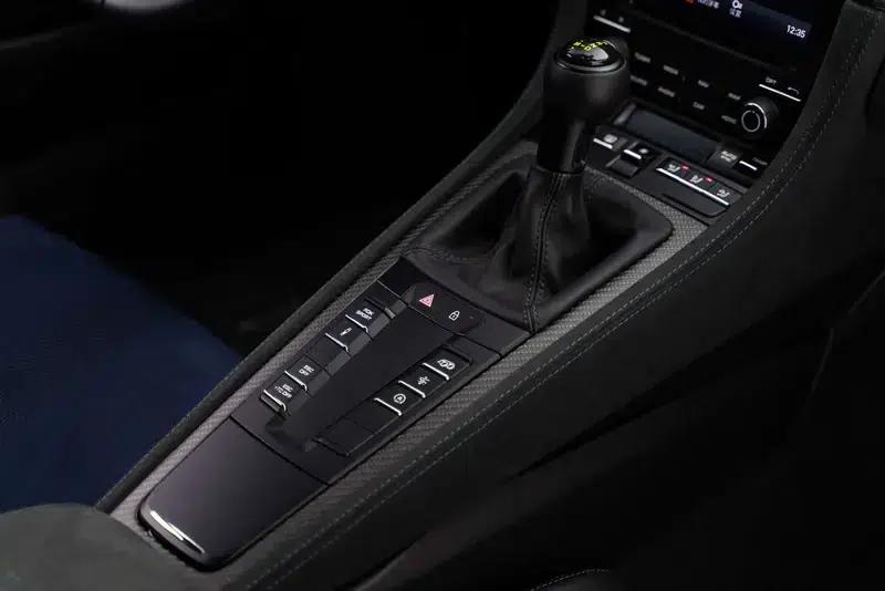 Porsche 718 2022 Cayman GT4 RS 4.0L — миниатюра 25