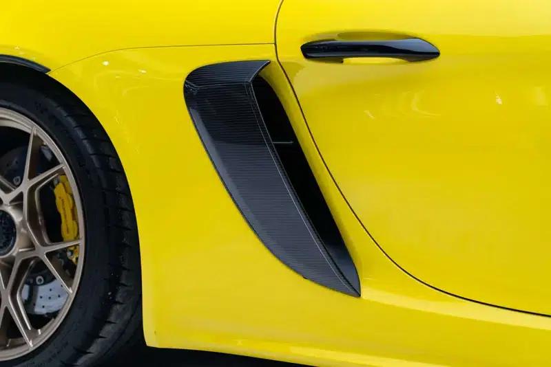 Porsche 718 2022 Cayman GT4 RS 4.0L — миниатюра 5