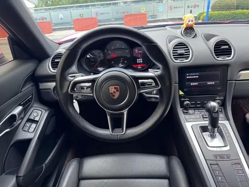 Porsche 718 Cayman 2016 2.0T — миниатюра 20