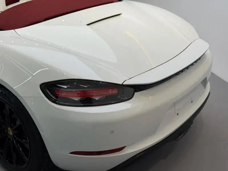 2018 Porsche 718 Boxster 2.0T — миниатюра 5