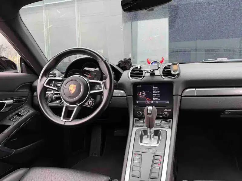 Porsche 718 Cayman 2018 2.0T — миниатюра 6