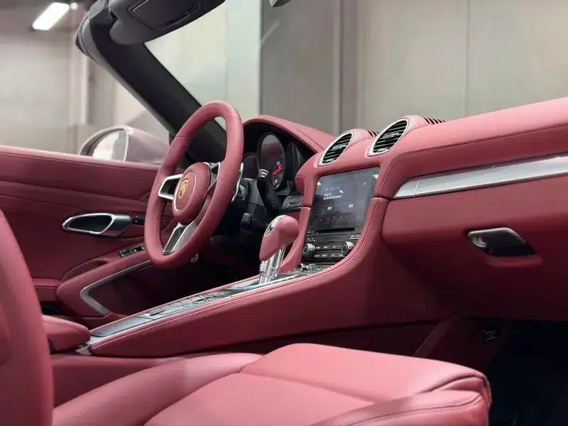 2023 Porsche 718 Boxster 2.0T — миниатюра 9