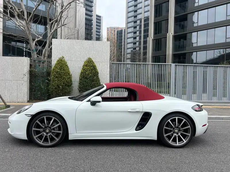 2023 Porsche 718 Boxster 2.0T — миниатюра 4